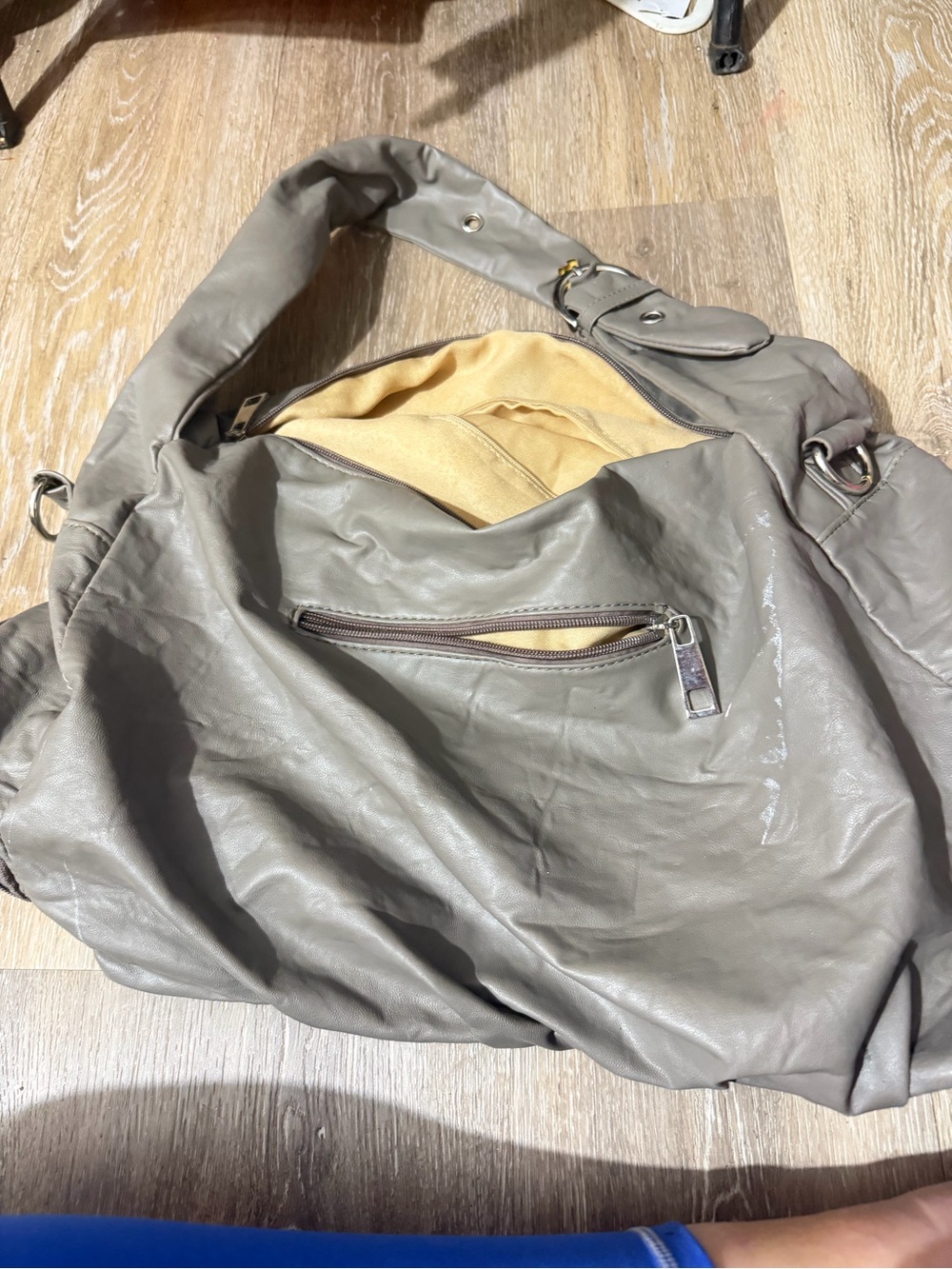 Soft Slouchy Leather Hobo Bag - Gray - Picture 2 of 4